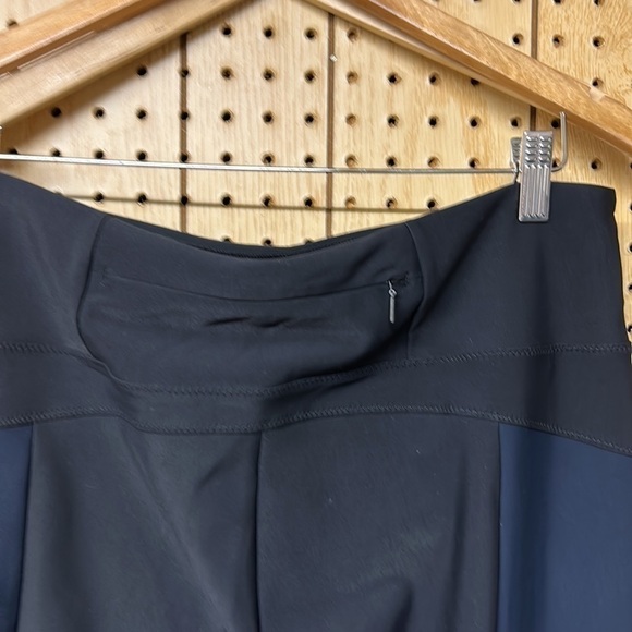 Athleta Stellar Crop Pan - Picture 6 of 6